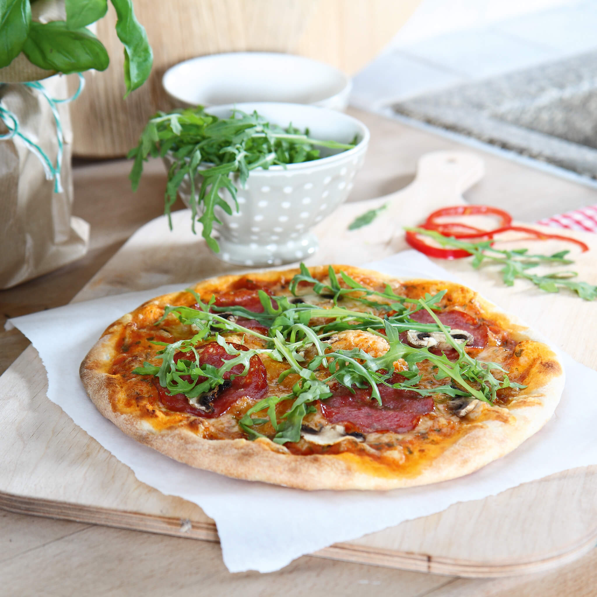 Pizza mit Hefewasservorteig